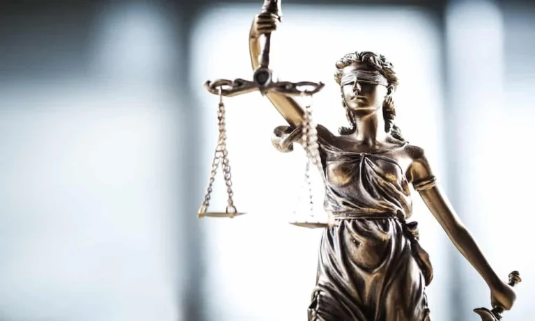 Can a Person Under 21 Drink Alcohol in Florida If a Parent Allows It?